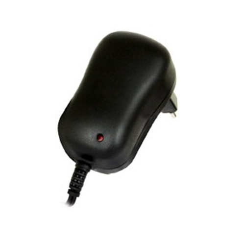 TREVI 11000 ALIMENTATORE UNIVER. 1000MAH STABILIZZATO P110TA